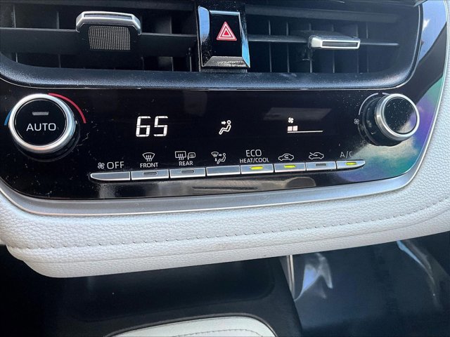 Used 2020 Toyota Corolla SE FWD image 23