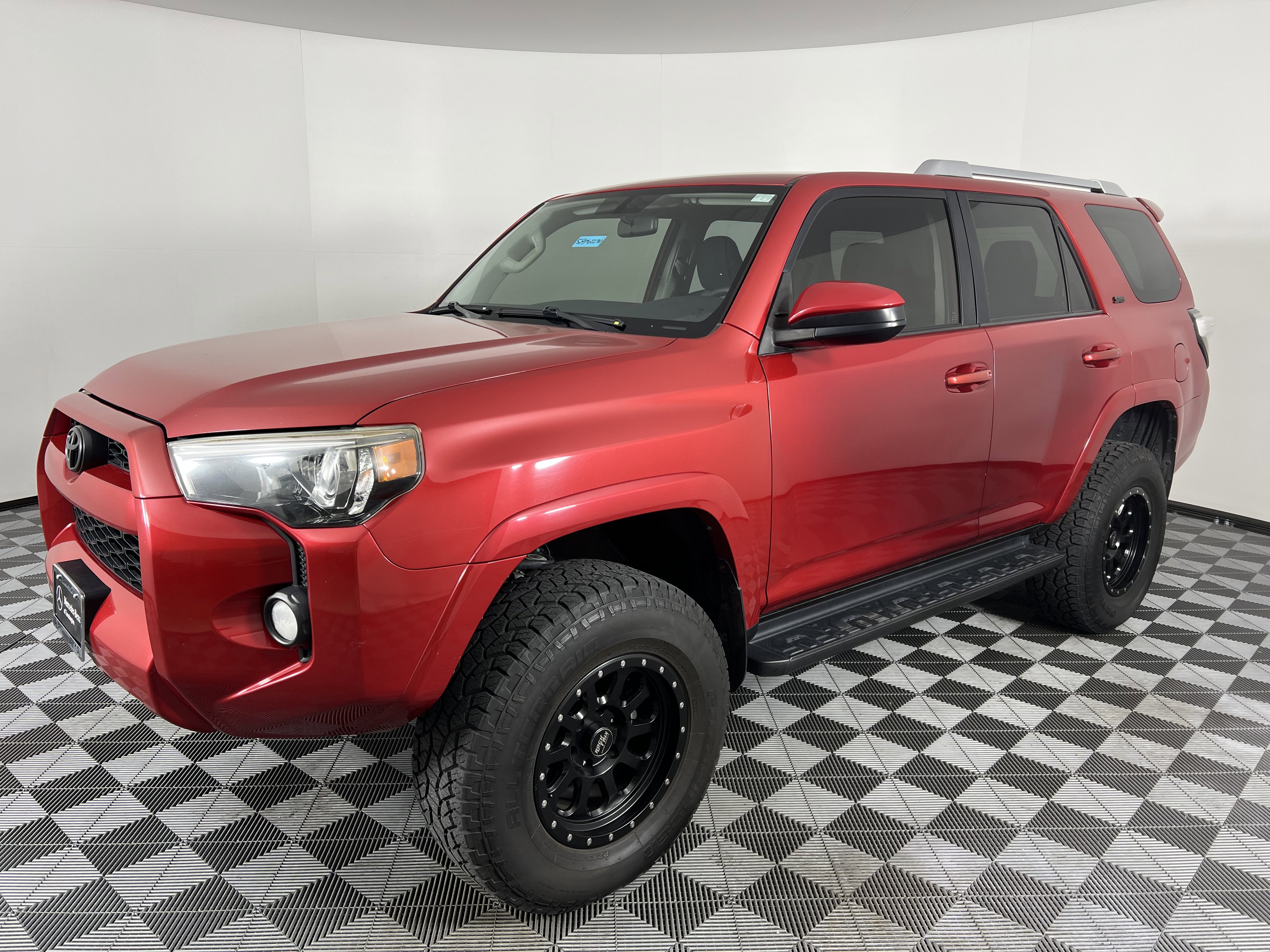 Used 2018 Toyota 4Runner SR5 image 7