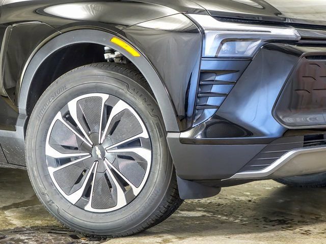 New 2026 Chevrolet Blazer EV LT image 4