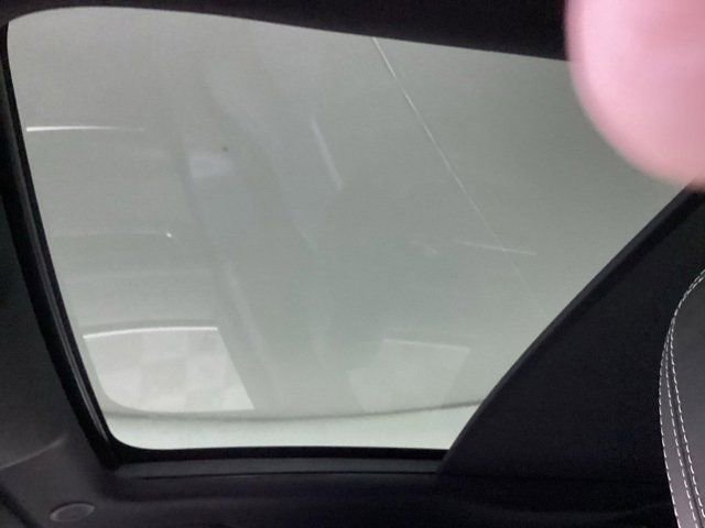 Certified 2025 Jaguar F-PACE R-Dynamic S image 11