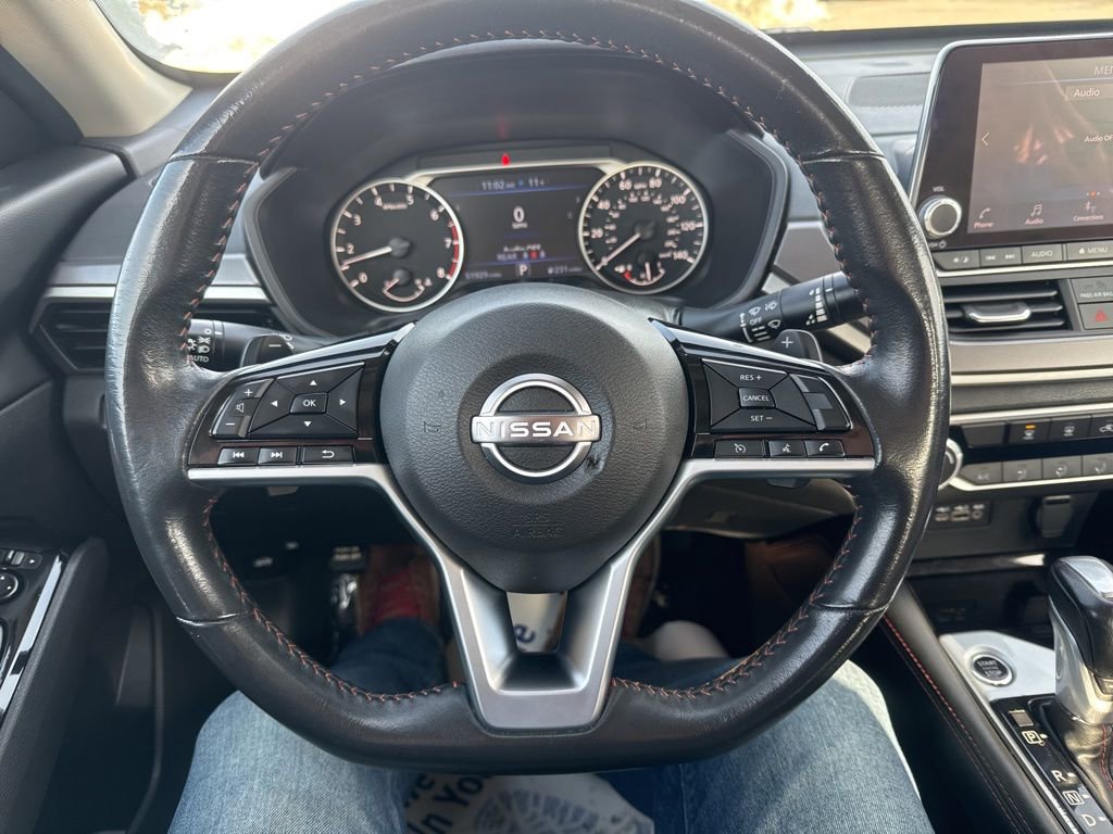 Used 2024 Nissan Altima 2.5 SR FWD image 37