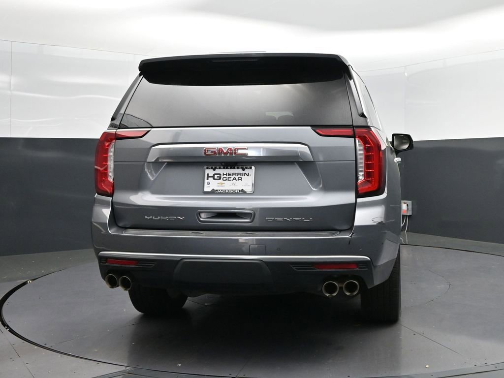 Used 2022 GMC Yukon Denali w/ Denali Premium Package image 6