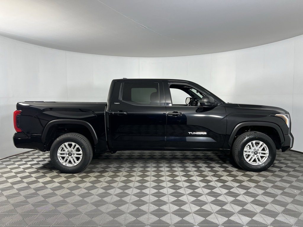 Used 2025 Toyota Tundra SR5 image 5