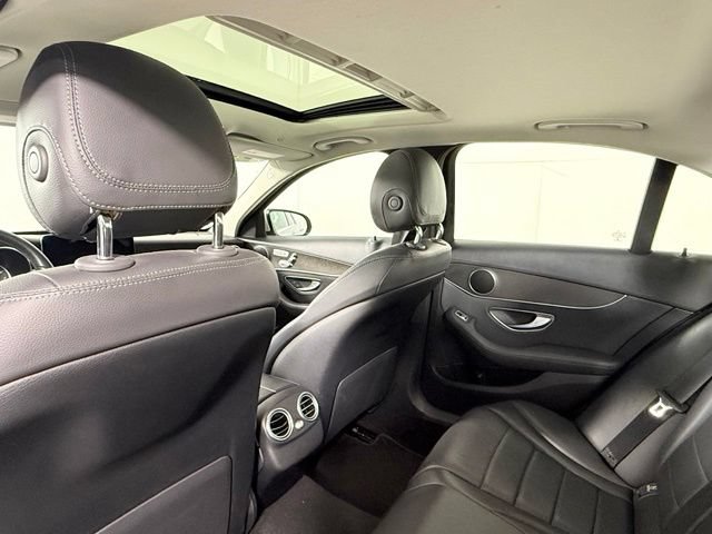 Used 2019 Mercedes-Benz C 300 Sedan image 24