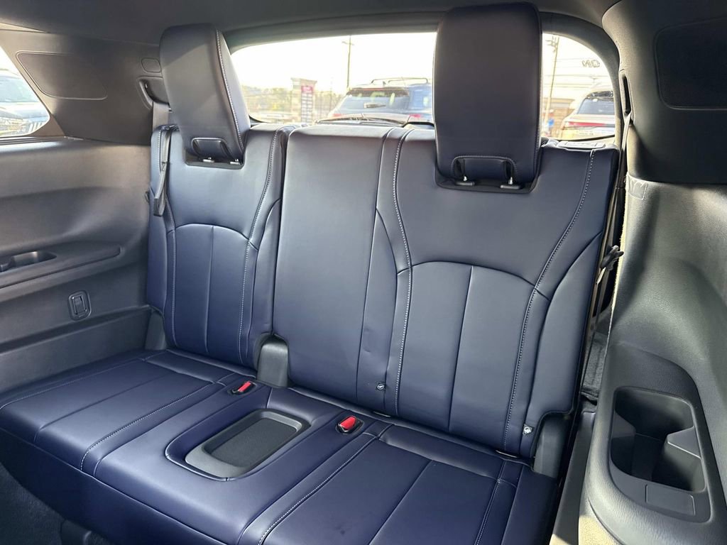 New 2026 INFINITI QX60 Sport w/ Dark Cargo Package image 19