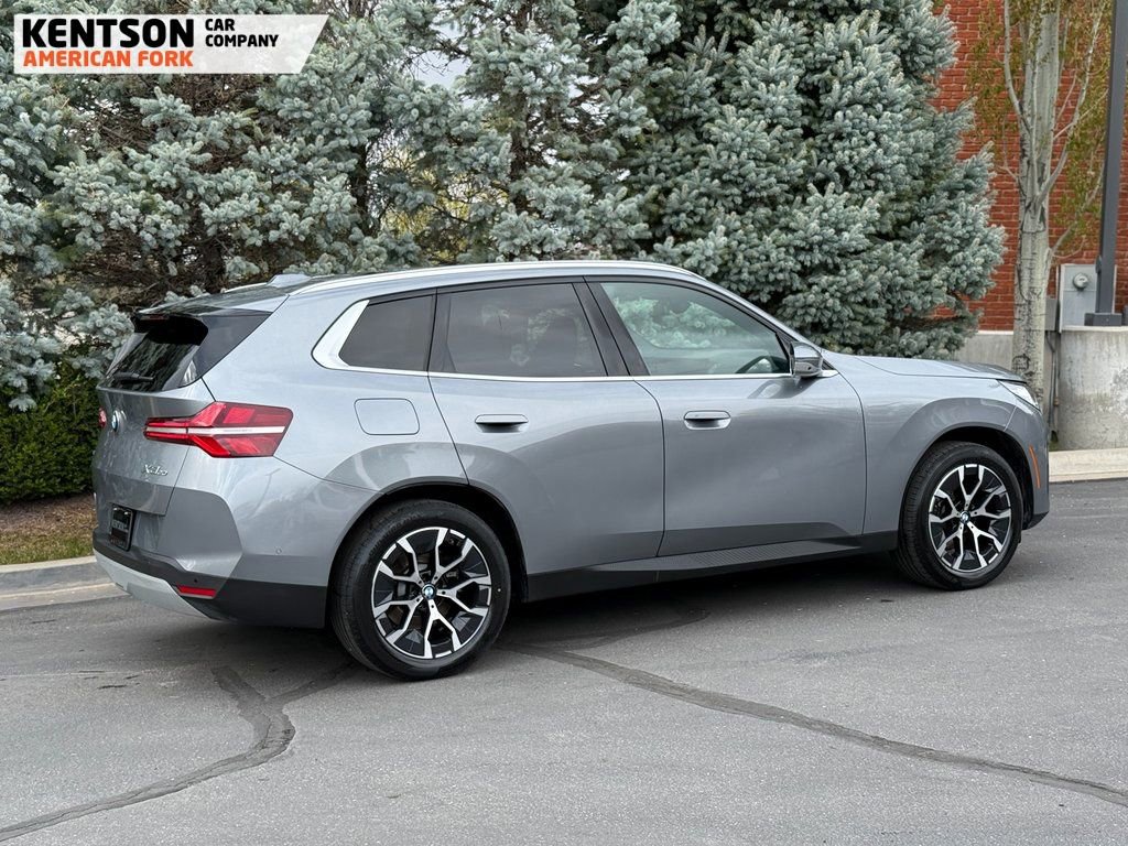 Used 2025 BMW X3 xDrive30i image 10