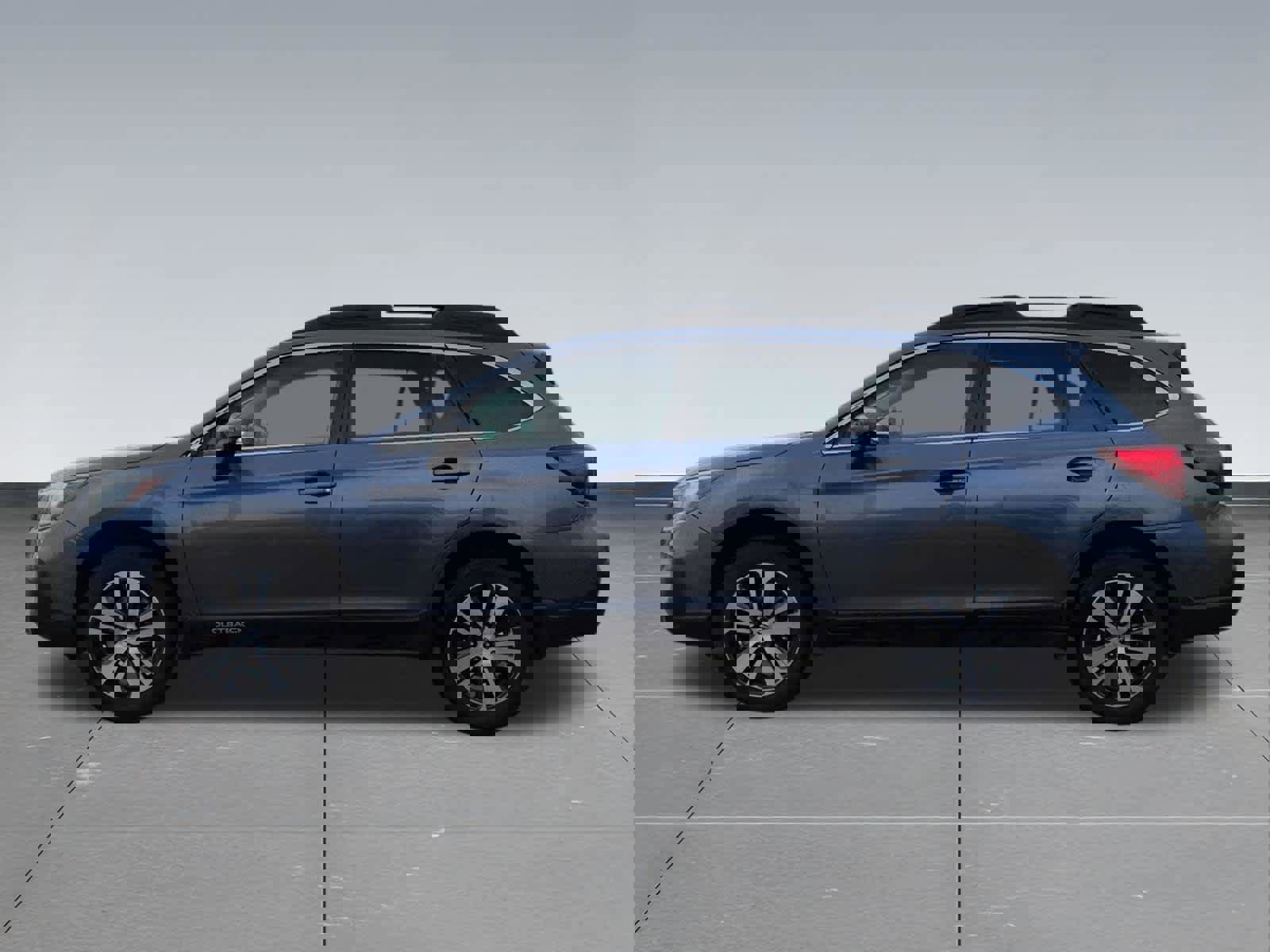 Used 2018 Subaru Outback 2.5i Limited image 3