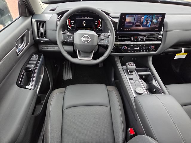 New 2026 Nissan Pathfinder SL w/ SL Premium Package AWD/4WD image 3