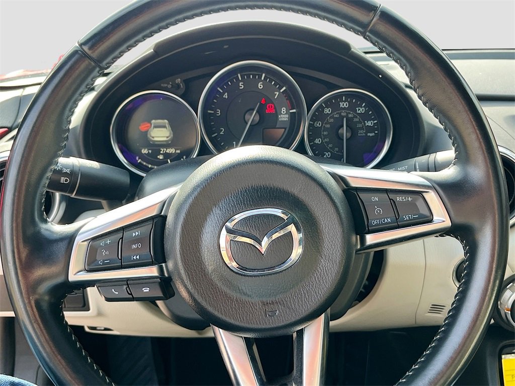 Used 2021 MAZDA MX-5 Miata RF Grand Touring w/ Appearance Package image 11