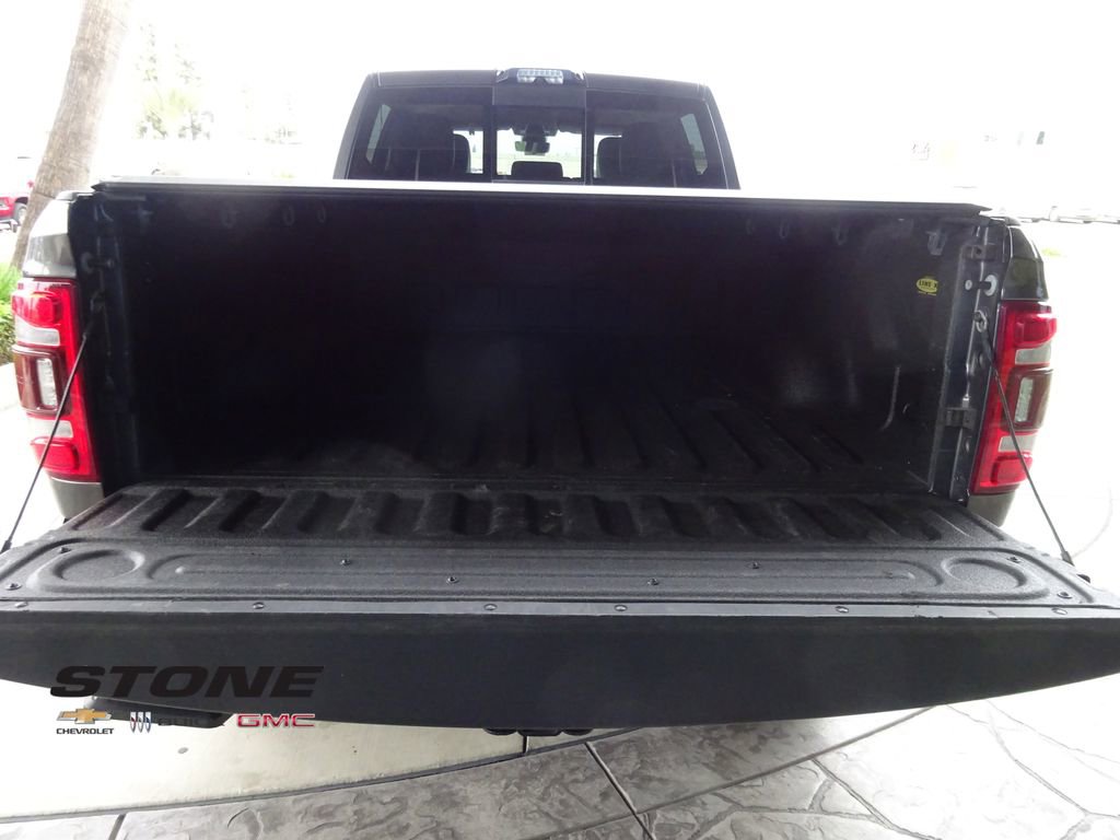 Used 2022 RAM 2500 Laramie AWD/4WD image 8