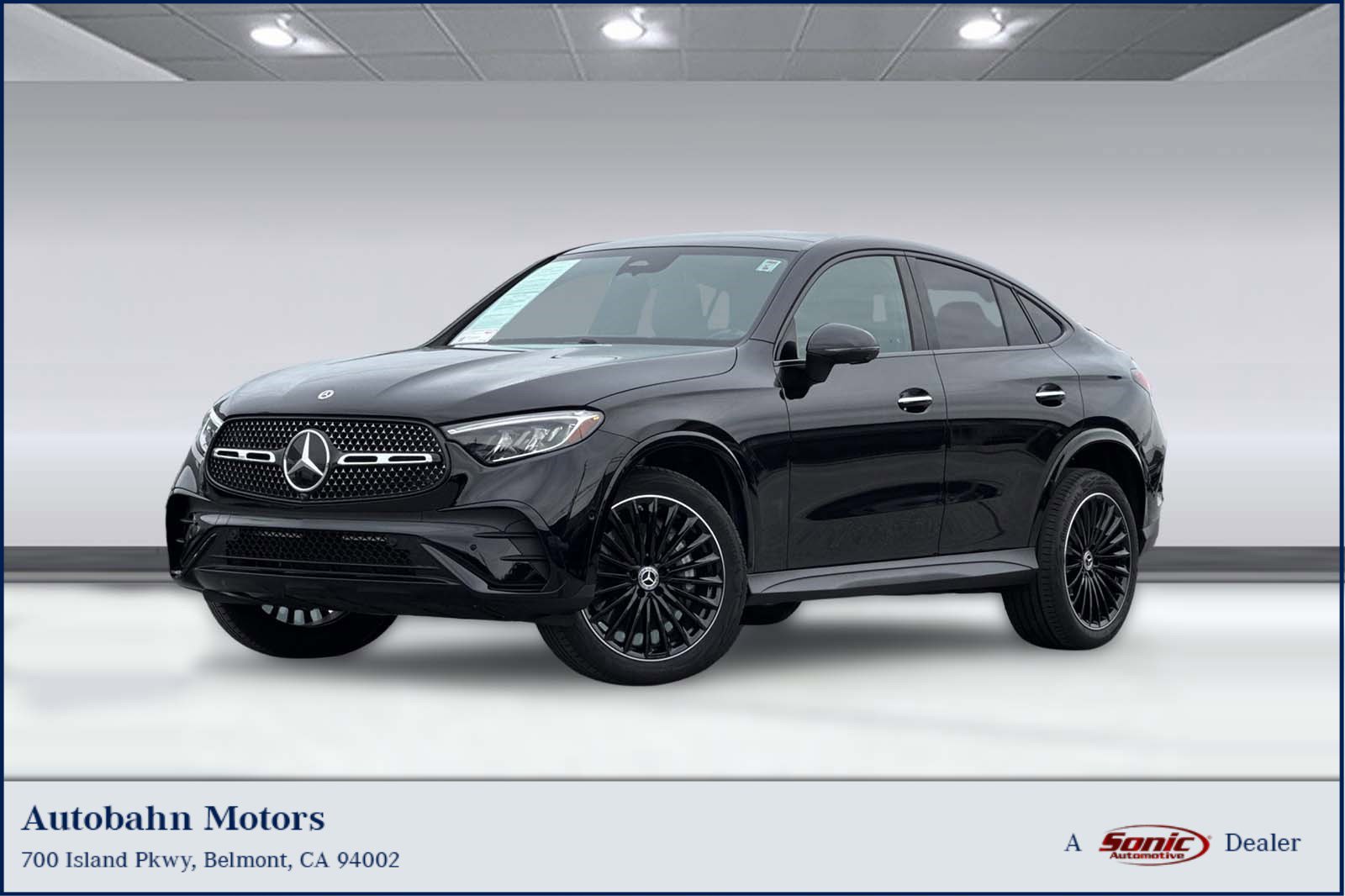 Used 2025 Mercedes-Benz GLC 300 4MATIC image 1