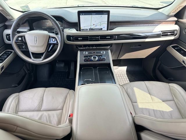 Used 2020 Lincoln Aviator Reserve w/ Equipment Group 201A image 20