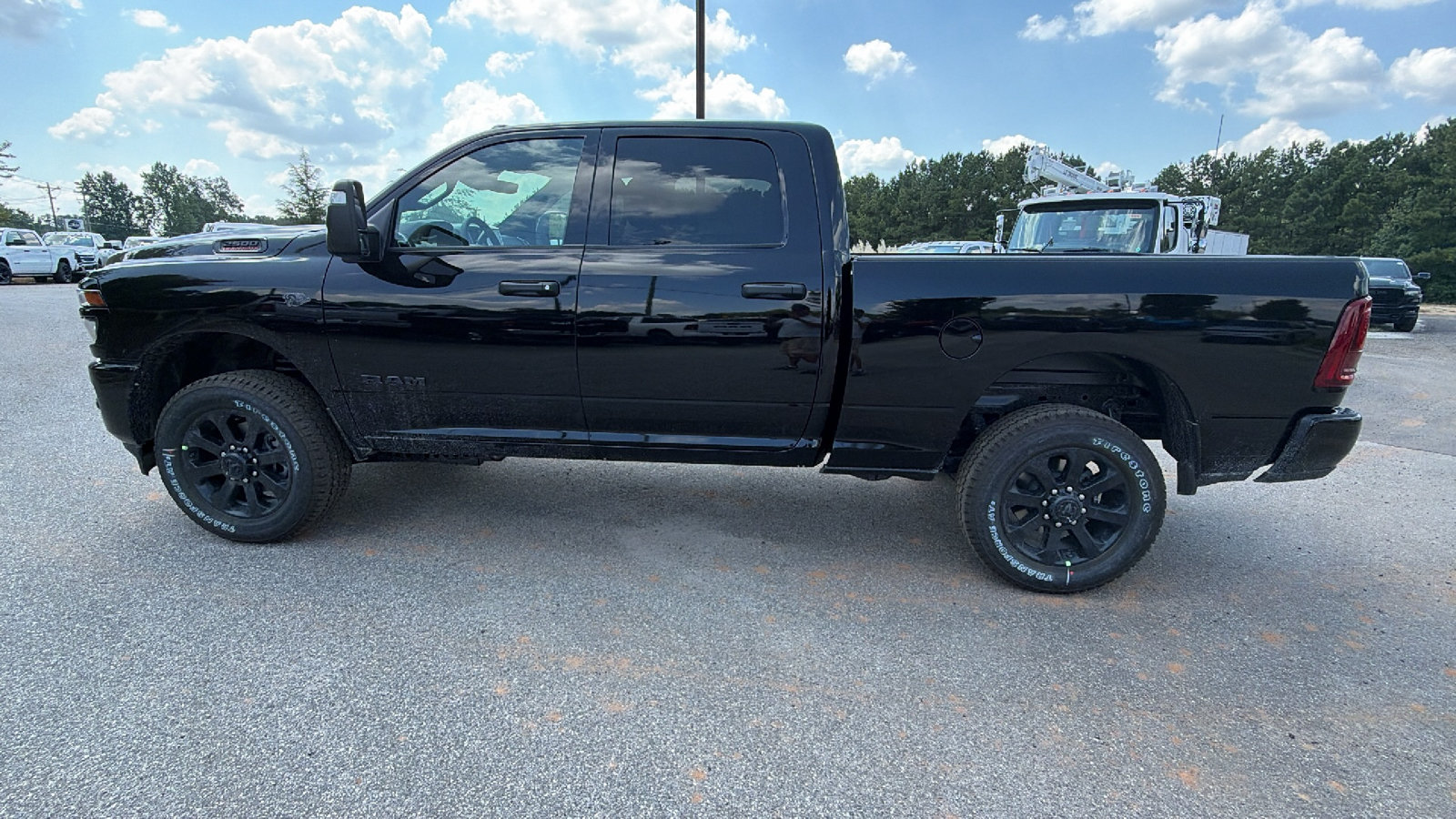 New 2027 RAM 2500 Big Horn AWD/4WD image 11
