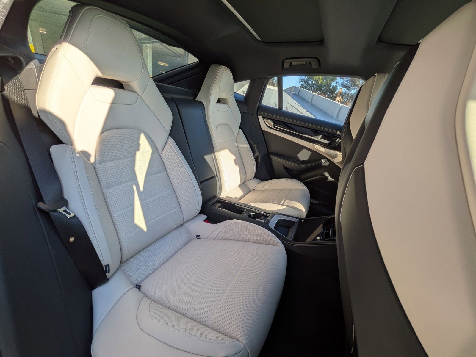 New 2025 Porsche Panamera image 23