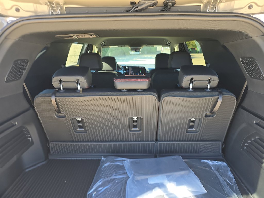New 2026 Chevrolet Traverse Z71 w/ Enhanced Driving Package image 17