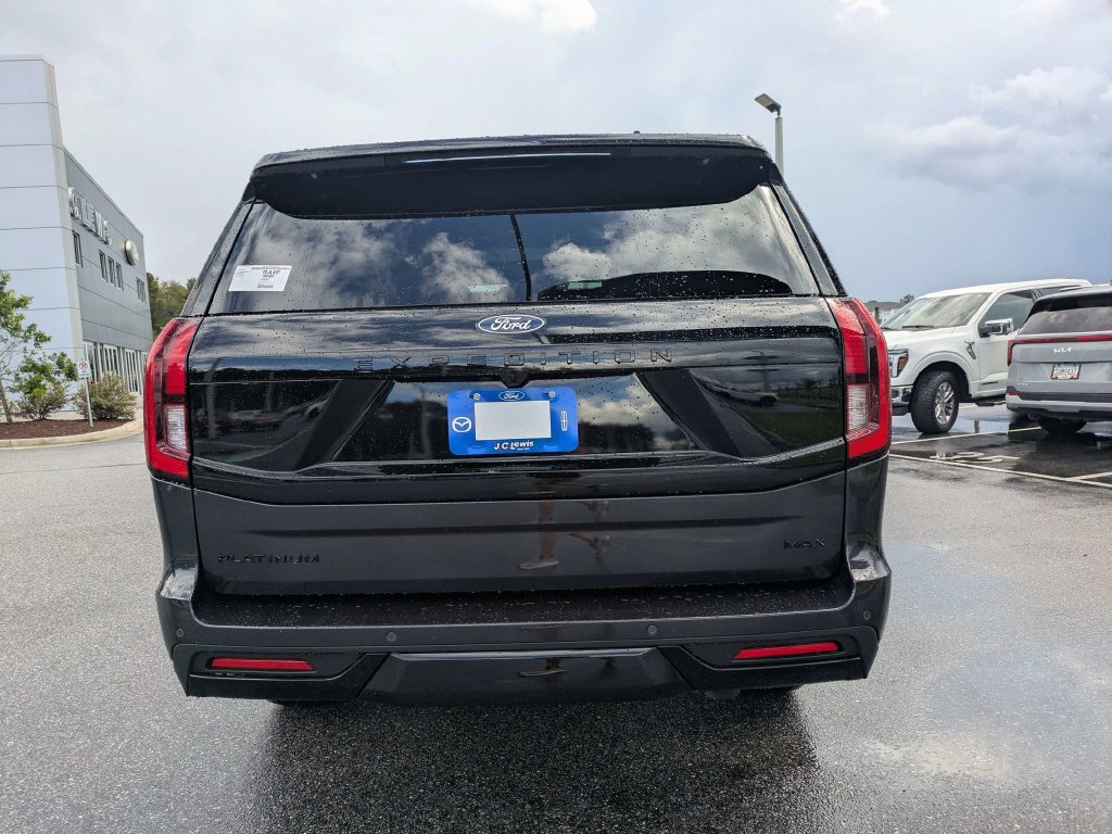 New 2027 Ford Expedition Max Platinum w/ Stealth Appearance Package AWD/4WD image 5