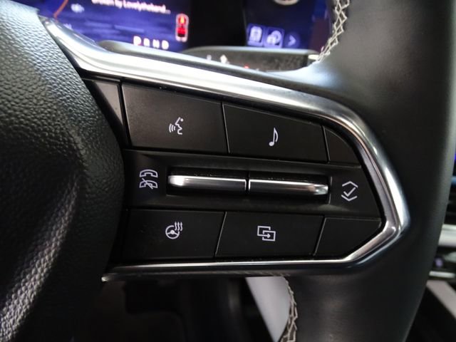 Used 2025 Chevrolet Equinox EV LT image 8