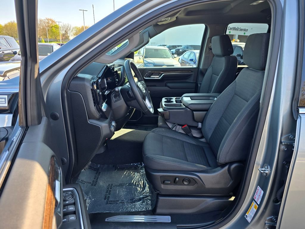 Used 2024 GMC Sierra 2500 SLE w/ SLE Value Package; image 15