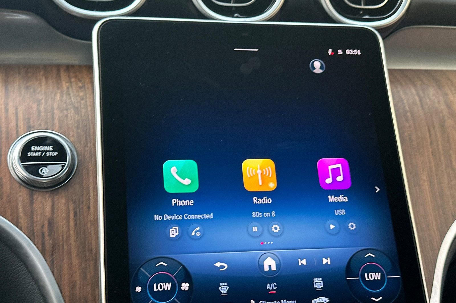 Certified 2025 Mercedes-Benz GLC 300 4MATIC image 34