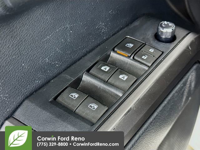 Used 2018 Toyota Tacoma TRD Off-Road w/ Technology Package image 17