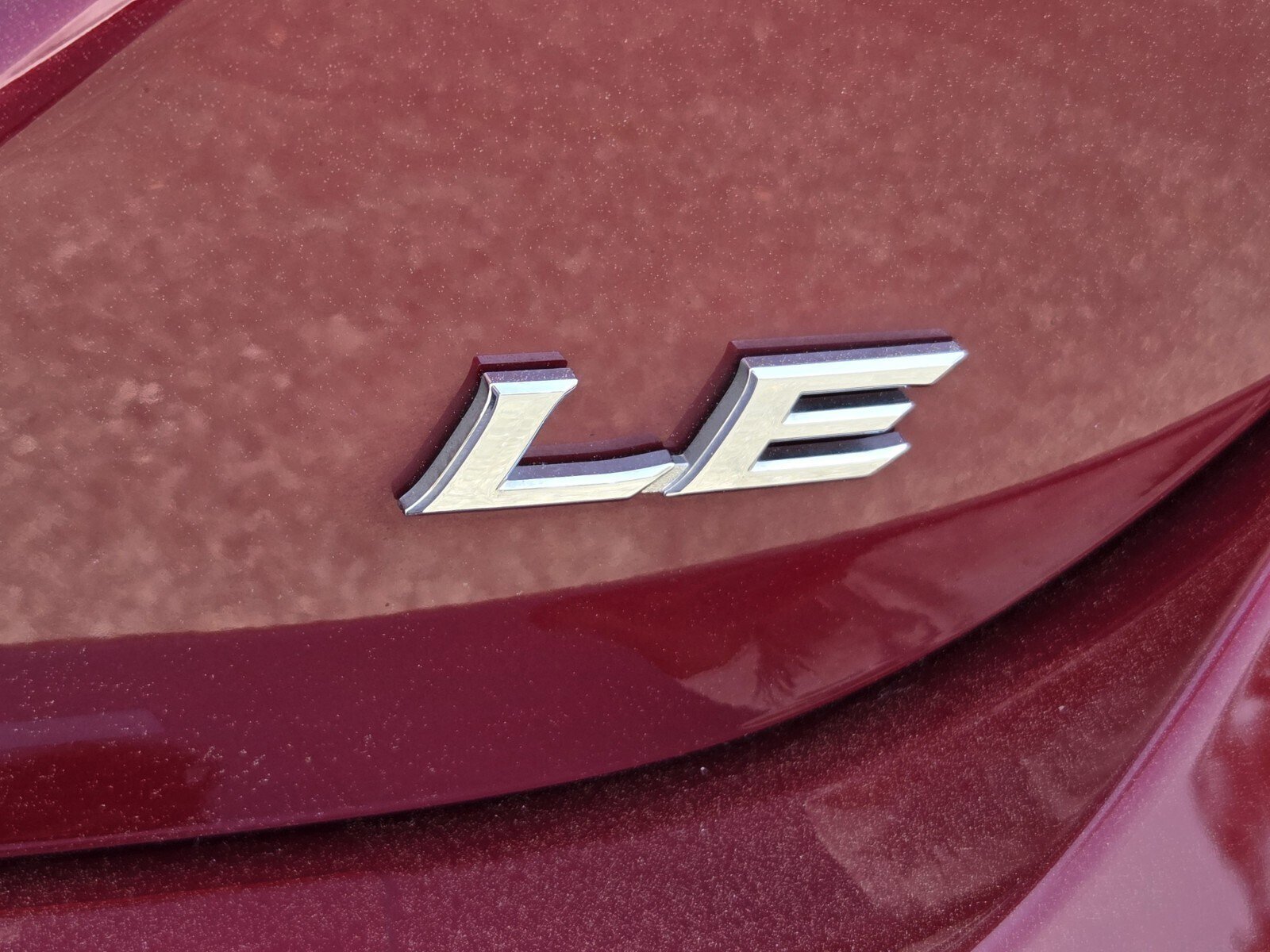 Used 2022 Toyota Camry LE image 30