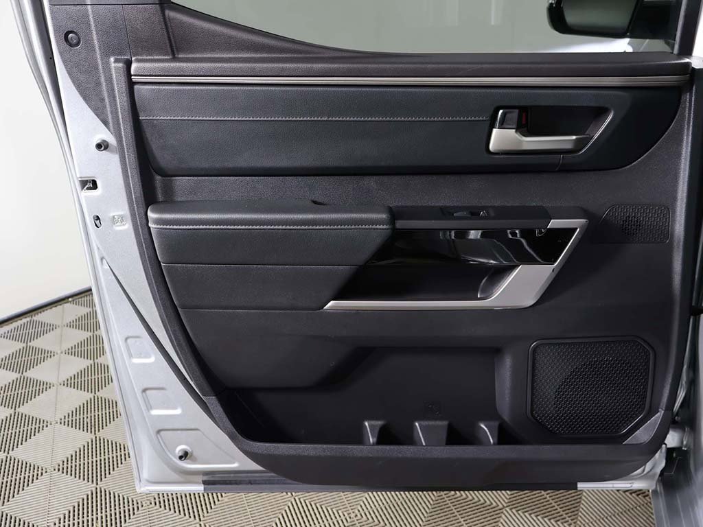 Used 2023 Toyota Tundra Limited image 18