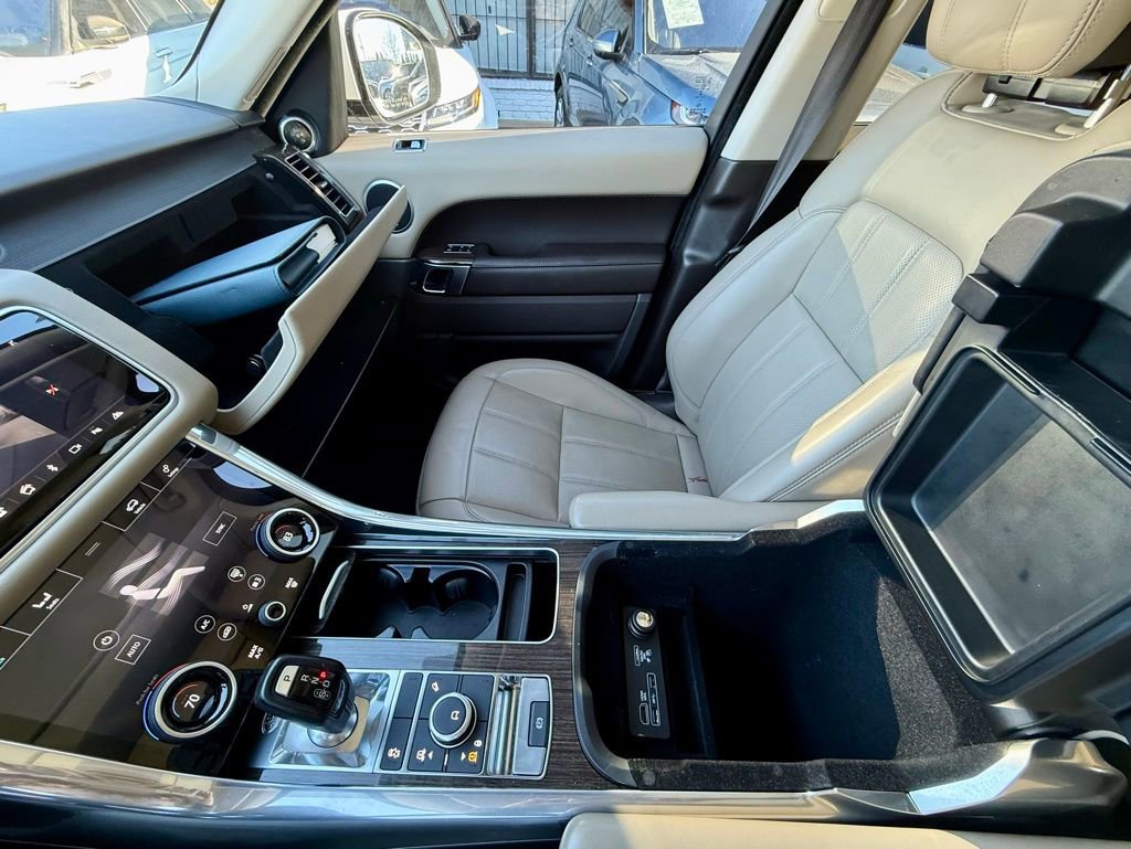 Used 2018 Land Rover Range Rover Sport HSE AWD/4WD image 23