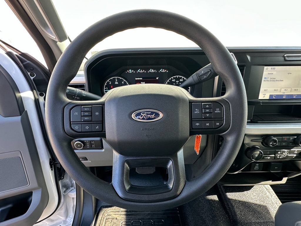 New 2026 Ford F350 XL w/ XL Chrome Package AWD/4WD image 8