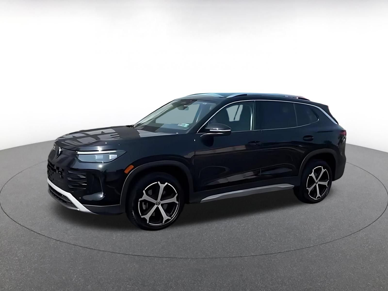 Used 2026 Volkswagen Tiguan SE AWD/4WD image 8