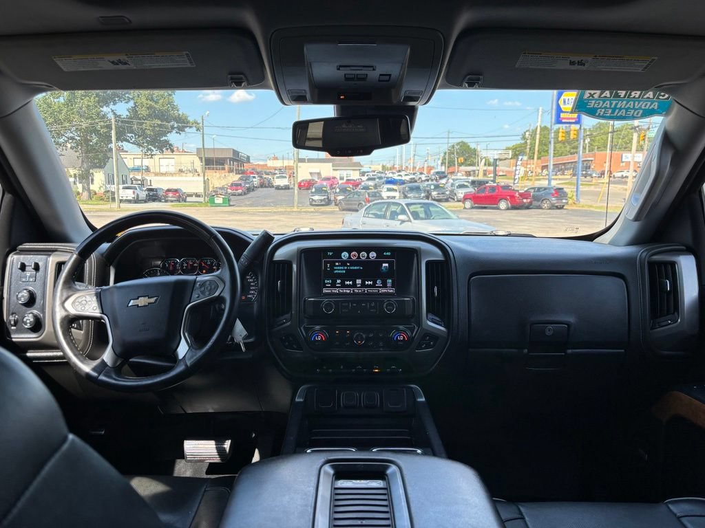 Used 2017 Chevrolet Silverado 1500 High Country AWD/4WD image 17
