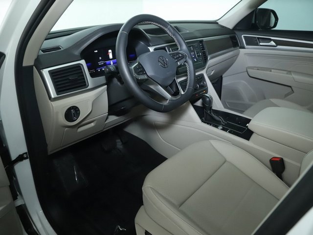 Used 2023 Volkswagen Atlas SE image 18