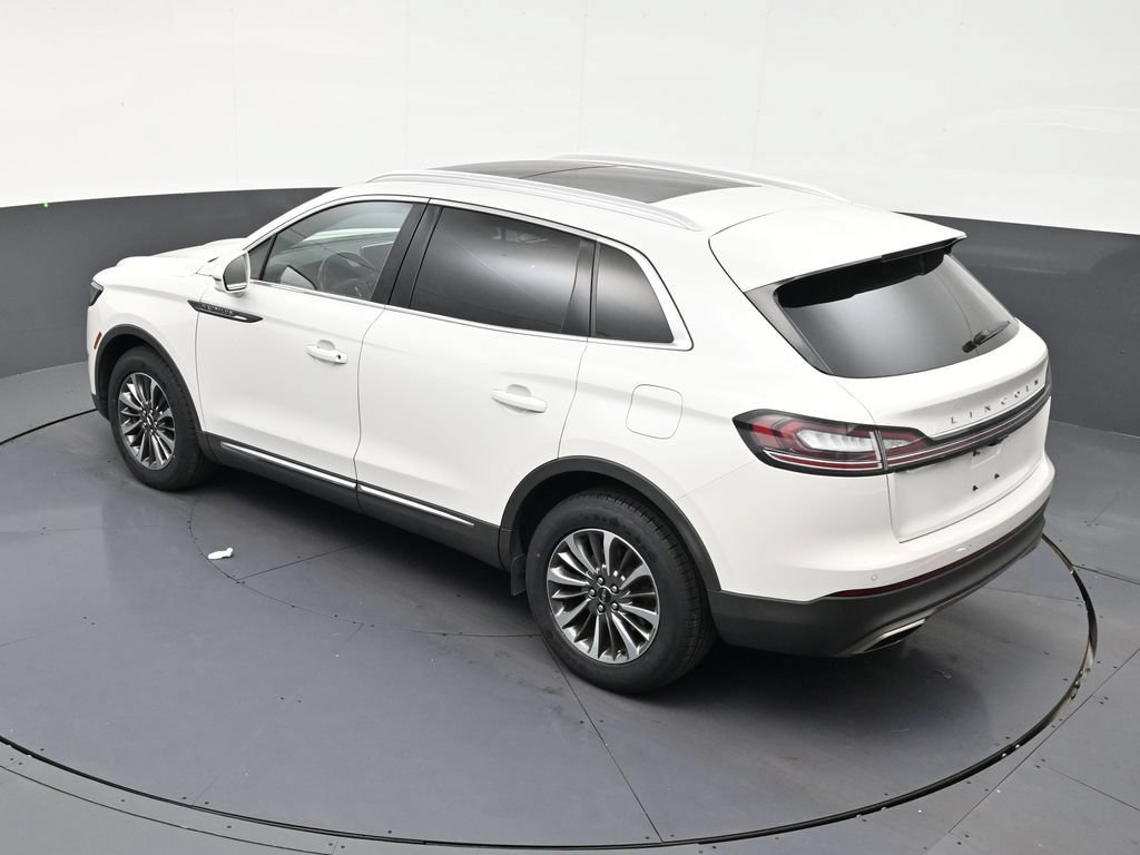 Used 2023 Lincoln Nautilus Reserve FWD image 14