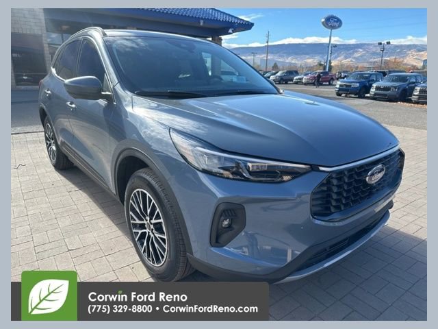 New 2025 Ford Escape SE w/ PHEV Premium Package