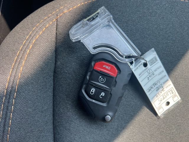 Used 2024 Jeep Gladiator Sport image 36