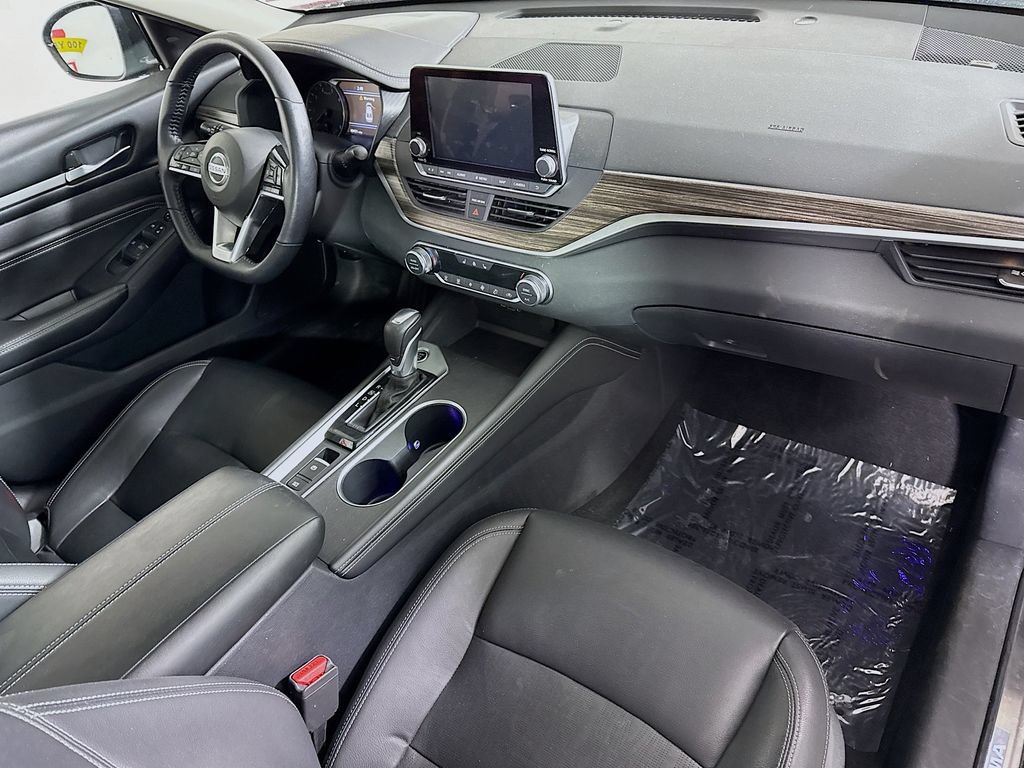 Certified 2019 Nissan Altima 2.0 Platinum FWD image 33