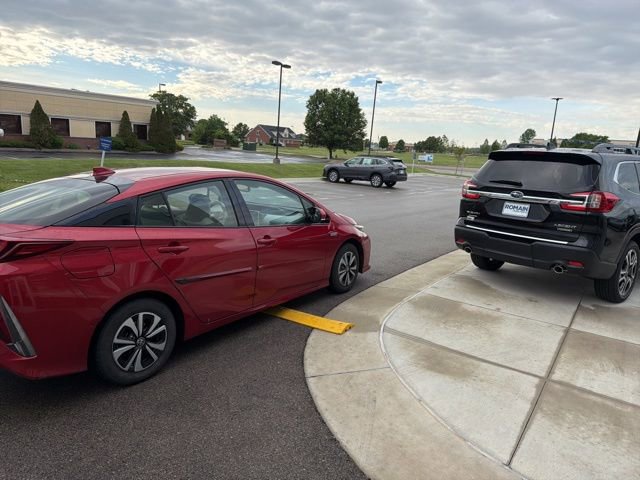 Used 2018 Toyota Prius Prime Advanced FWD image 5