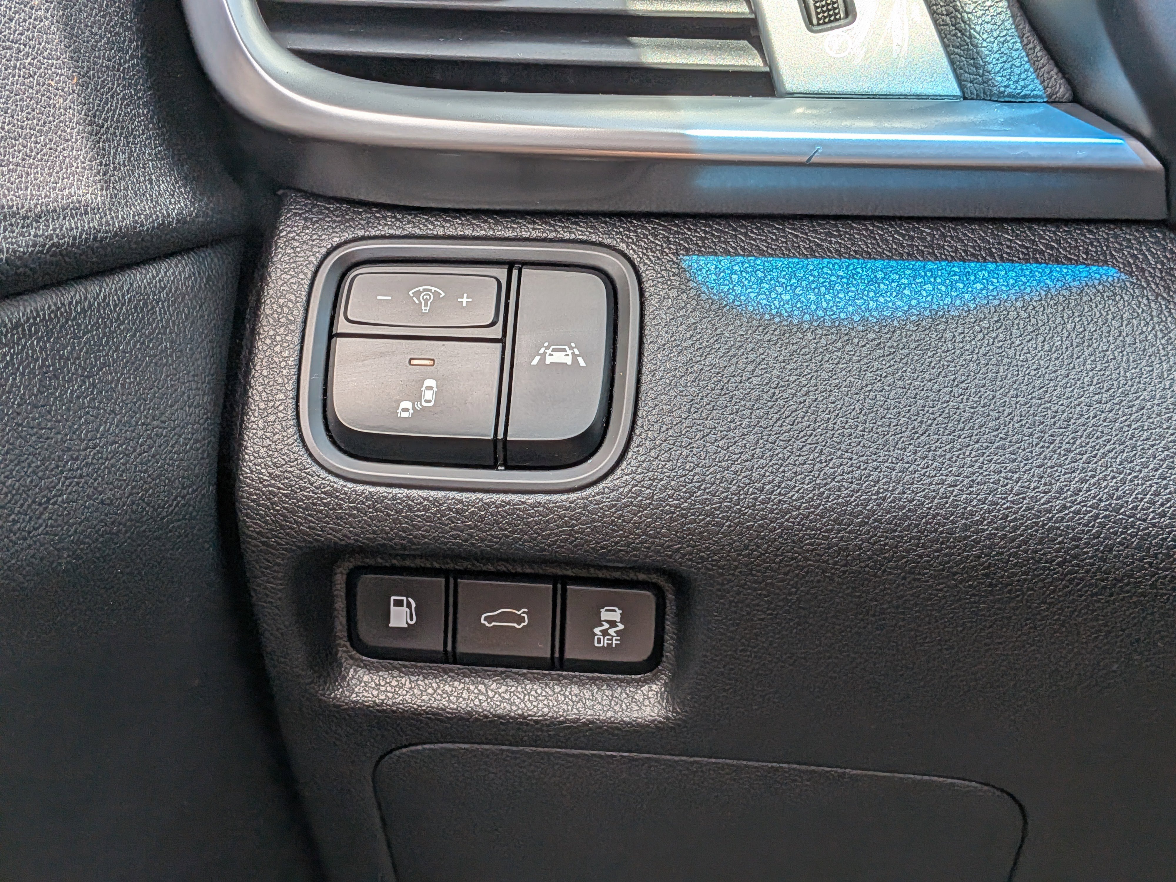 Used 2020 Kia Optima EX image 23