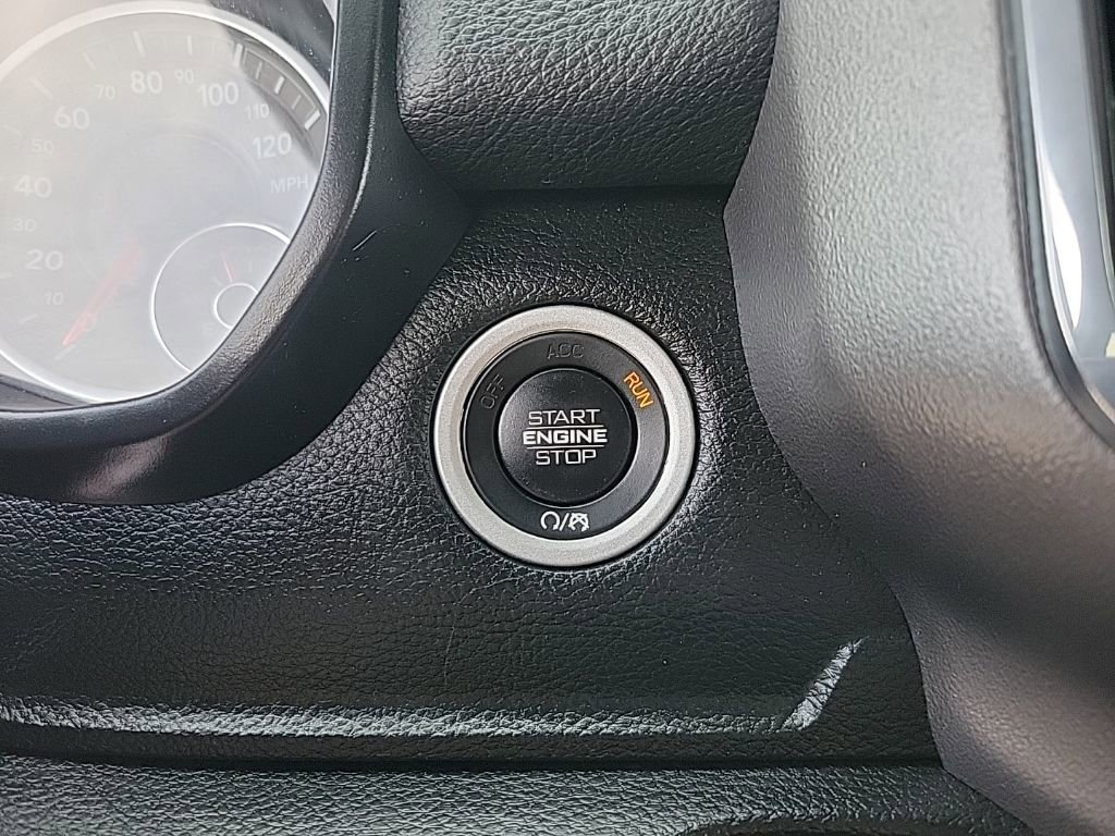 Used 2024 RAM 1500 Laramie AWD/4WD image 19