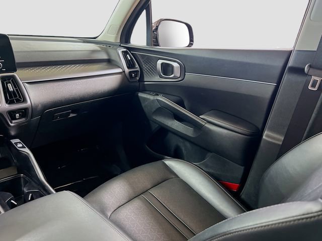 Certified 2021 Kia Sorento S w/ Panoramic Sunroof Package image 24