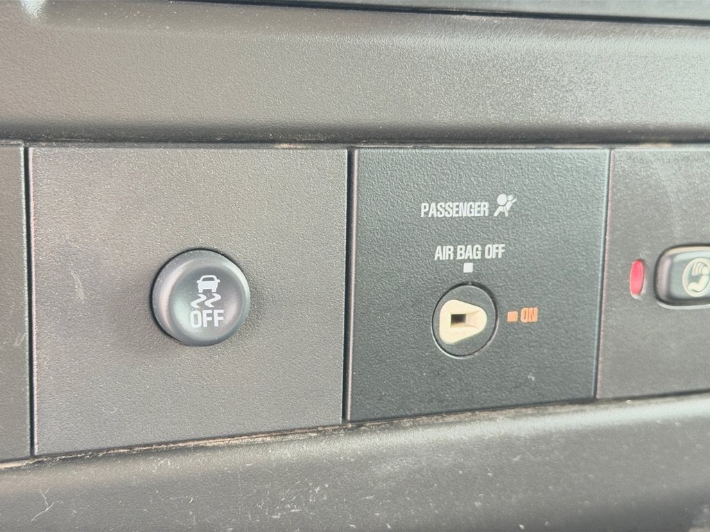 Used 2019 GMC Savana 3500 w/ Driver Convenience Package RWD image 19