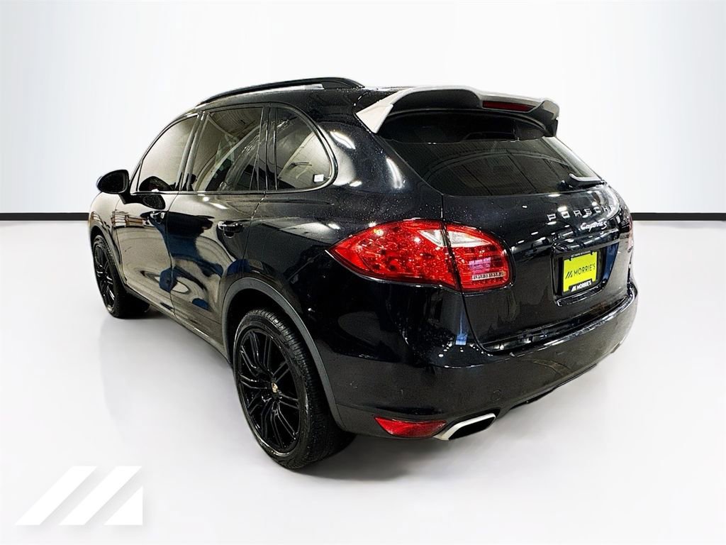 Used 2014 Porsche Cayenne Platinum Edition image 7