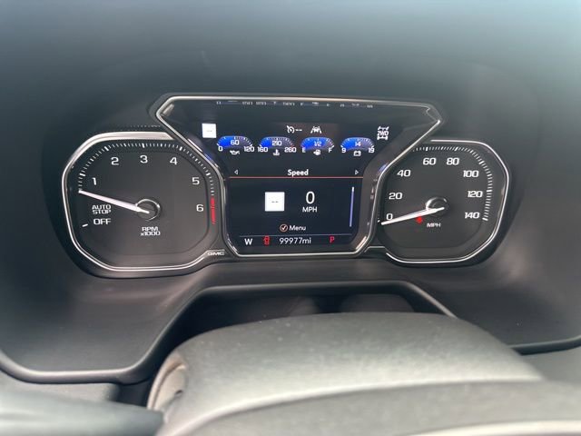 Used 2021 GMC Yukon AT4 w/ Rear Media and Nav Package AWD/4WD image 19