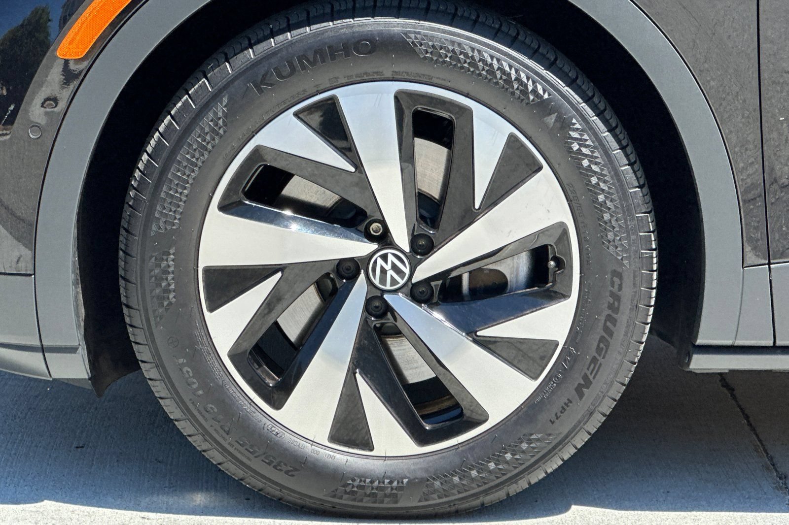 Used 2024 Volkswagen ID.4 2WD image 27