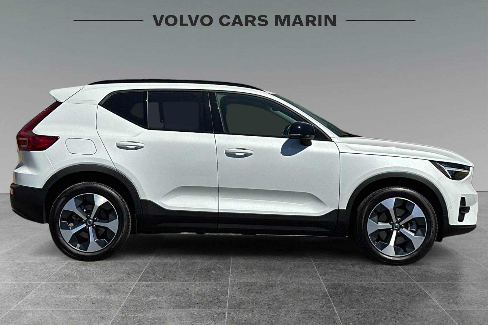New 2026 Volvo XC40 B5 Plus w/ Protection Package Premier image 8