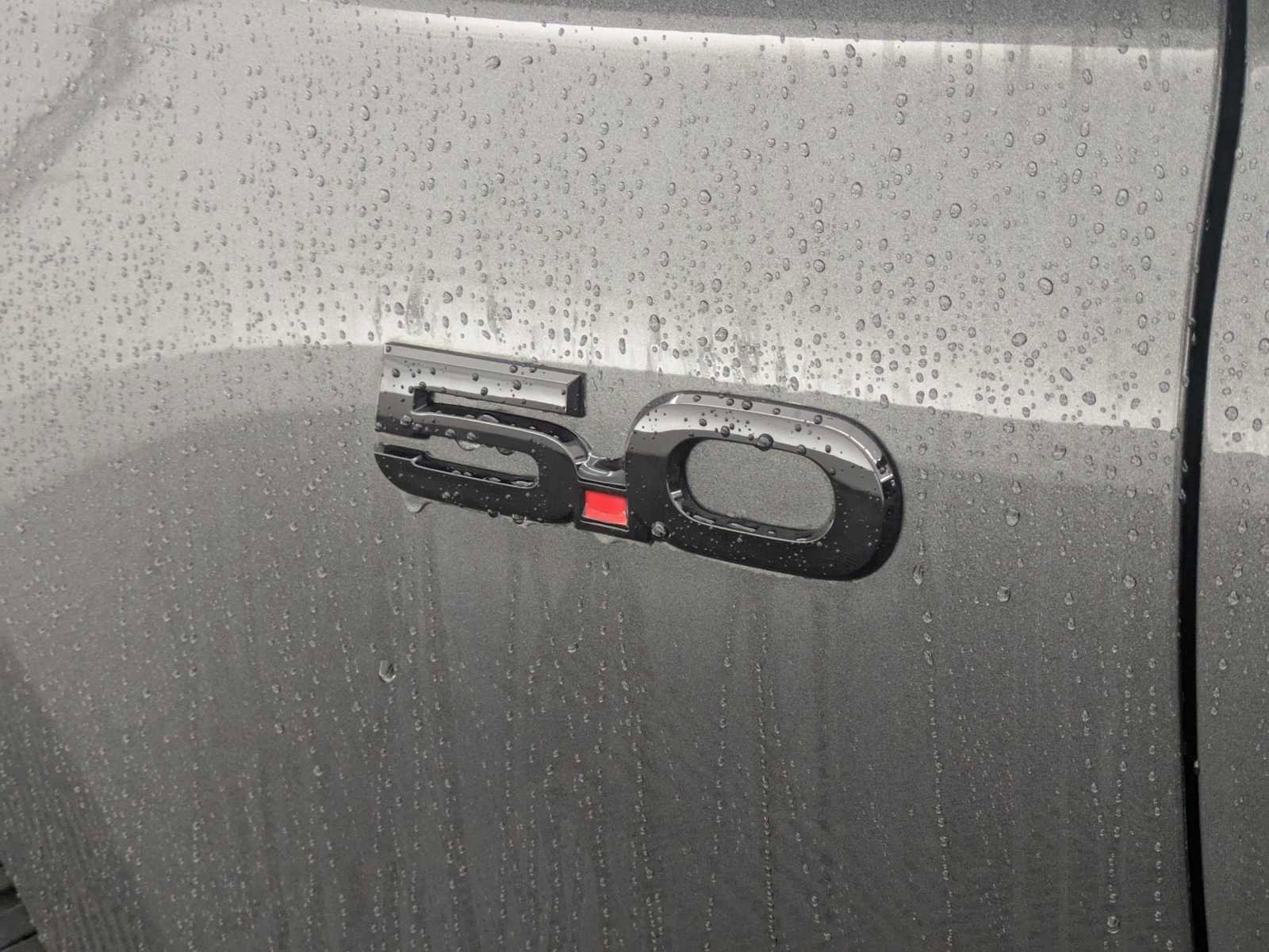 Used 2018 Ford Mustang GT w/ Black Accent Pkg image 8