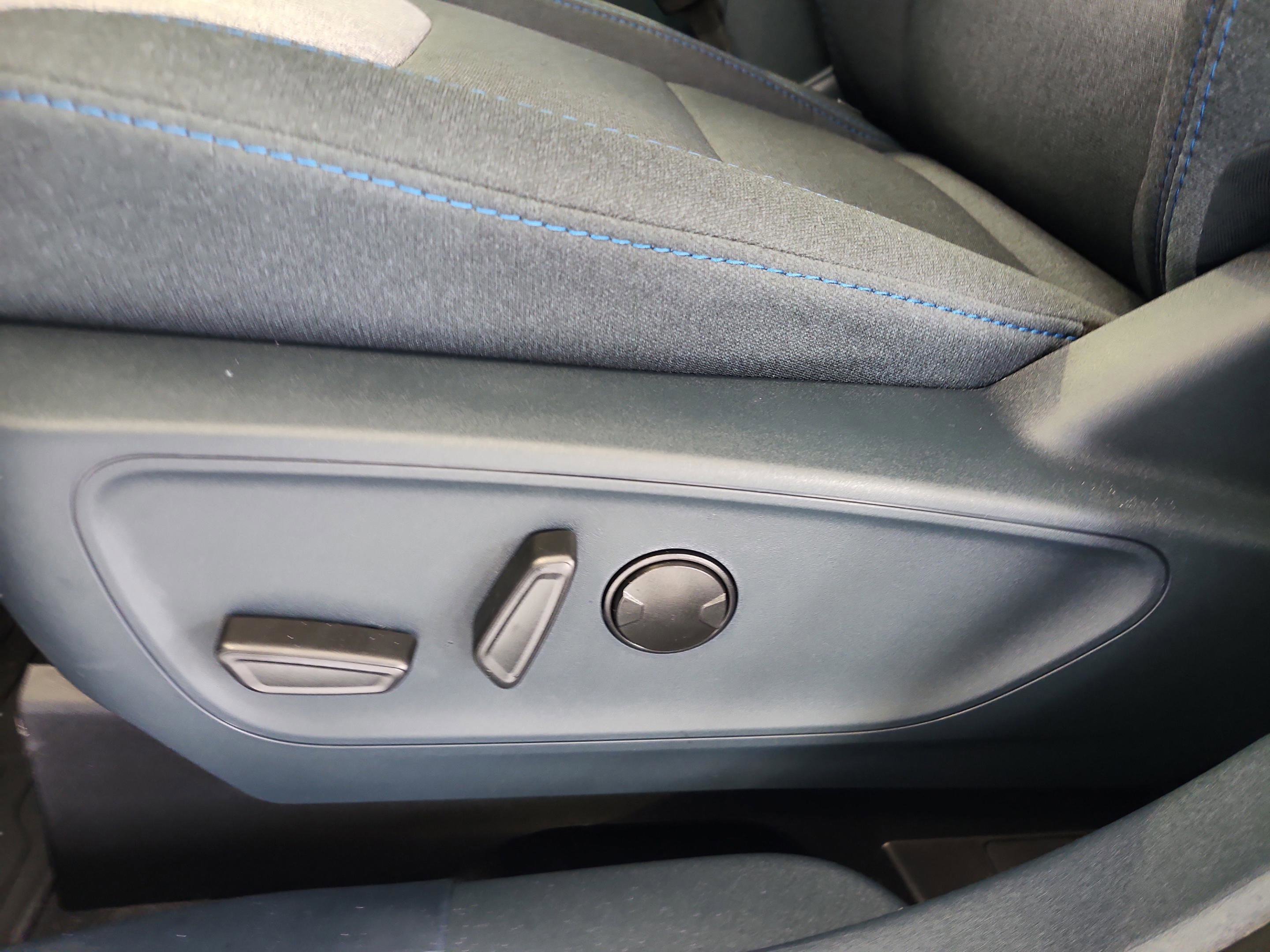 New 2026 Ford Maverick XLT w/ Equipment Group 301A image 15