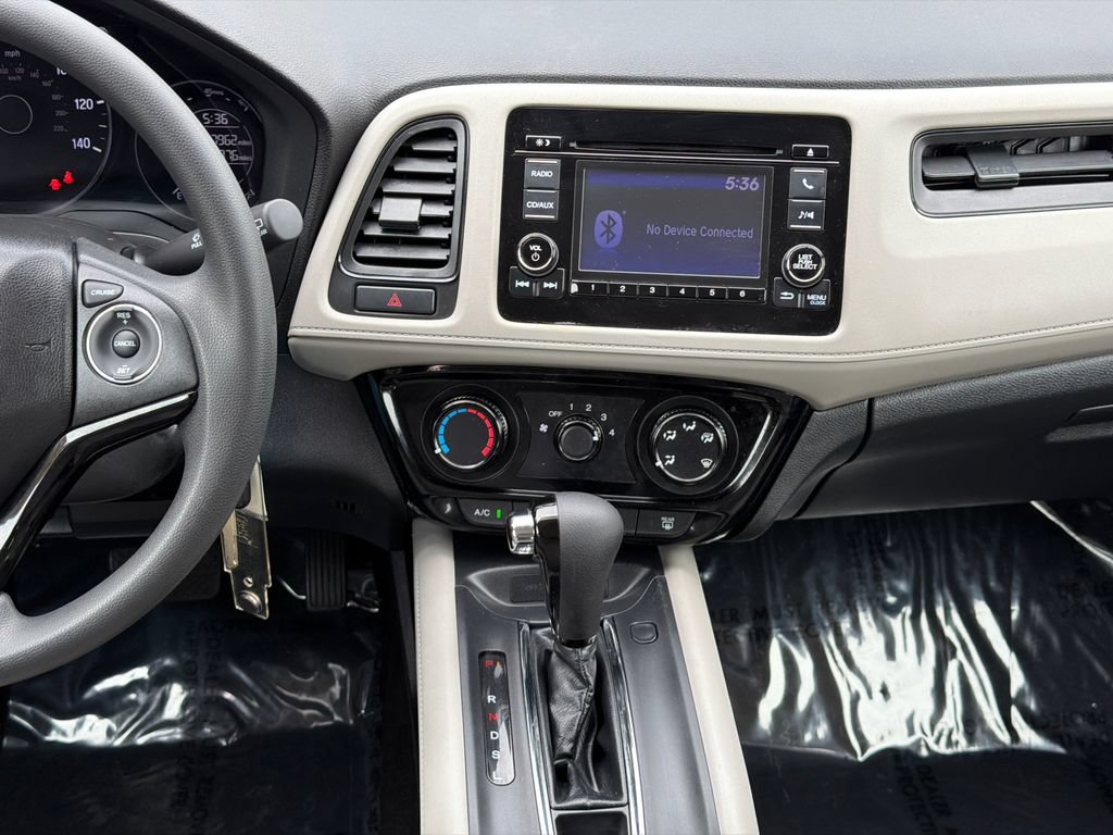 Used 2017 Honda HR-V LX image 17