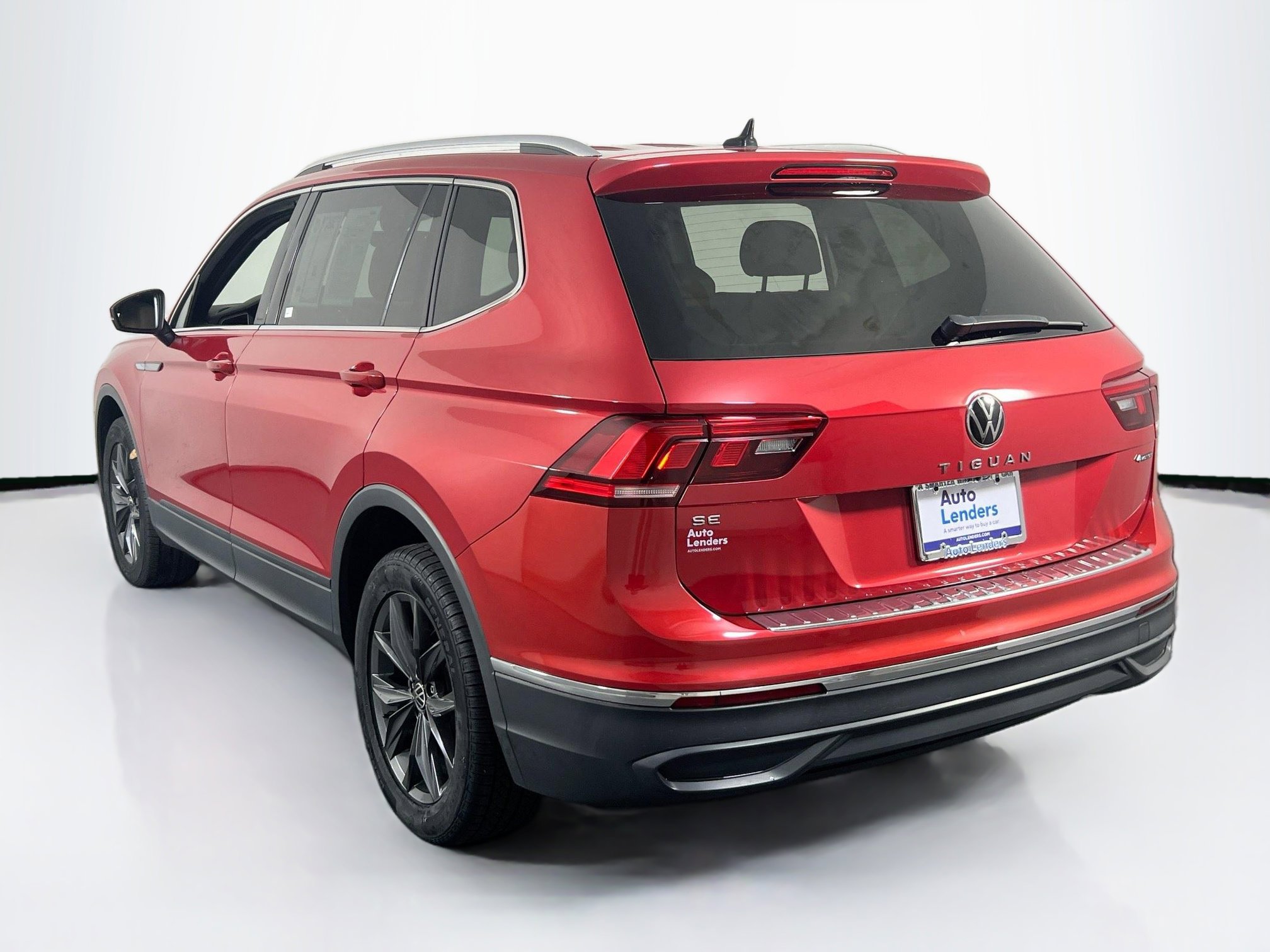 Used 2022 Volkswagen Tiguan SE AWD/4WD image 7