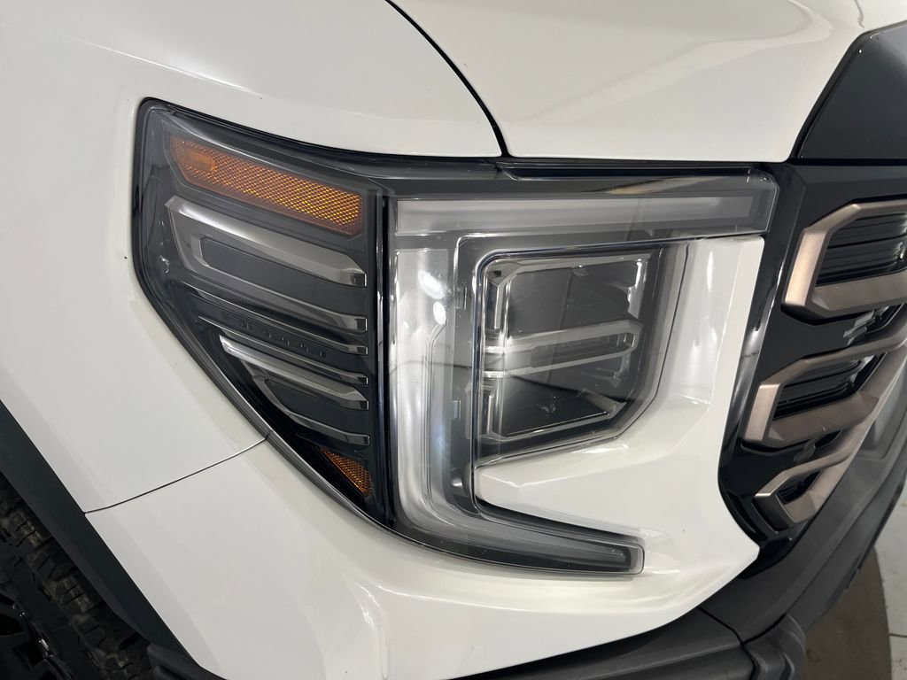 Used 2023 GMC Sierra 1500 AT4X AWD/4WD image 33