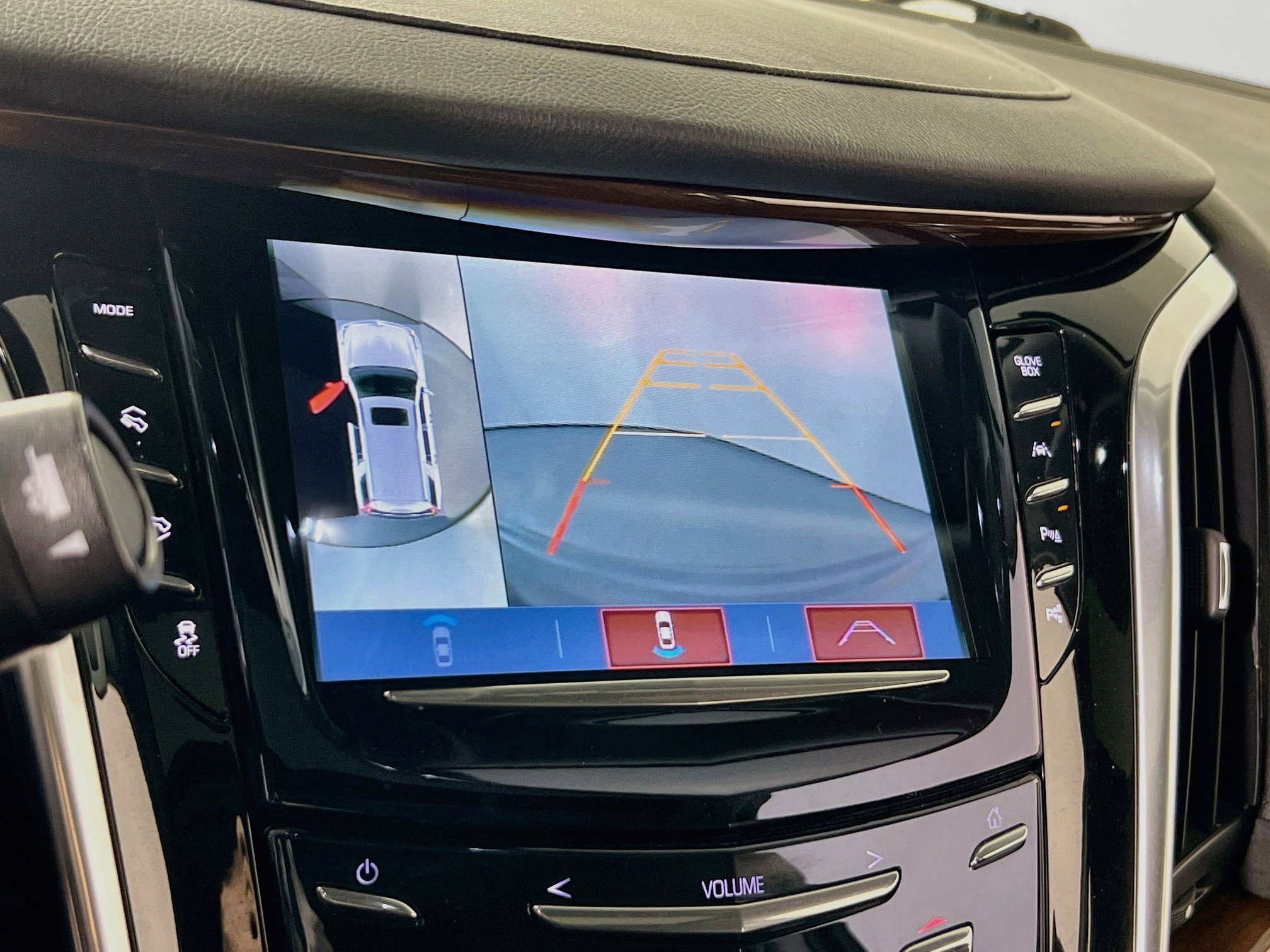 Used 2020 Cadillac Escalade Luxury AWD/4WD image 14